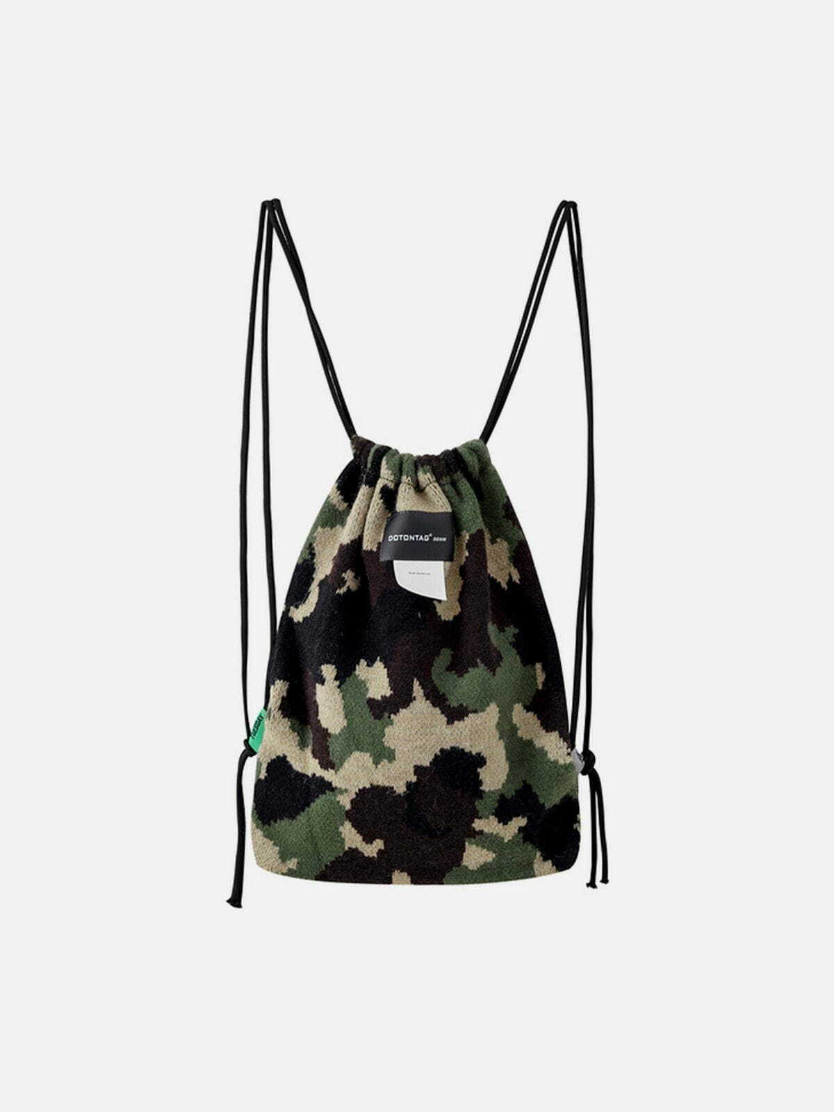 Y2K Camouflage Backpack: Trendy Grunge Style for Summer Outfits & 90s Aesthetic Looks