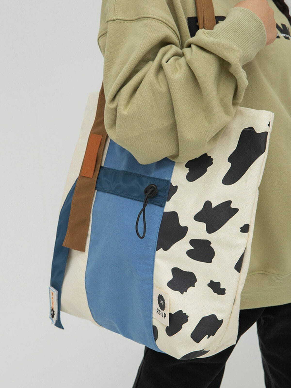 Y2K Cow Print Tote Bag - Trendy Grunge Aesthetic for Summer Outfits & 90s Fashion Lovers