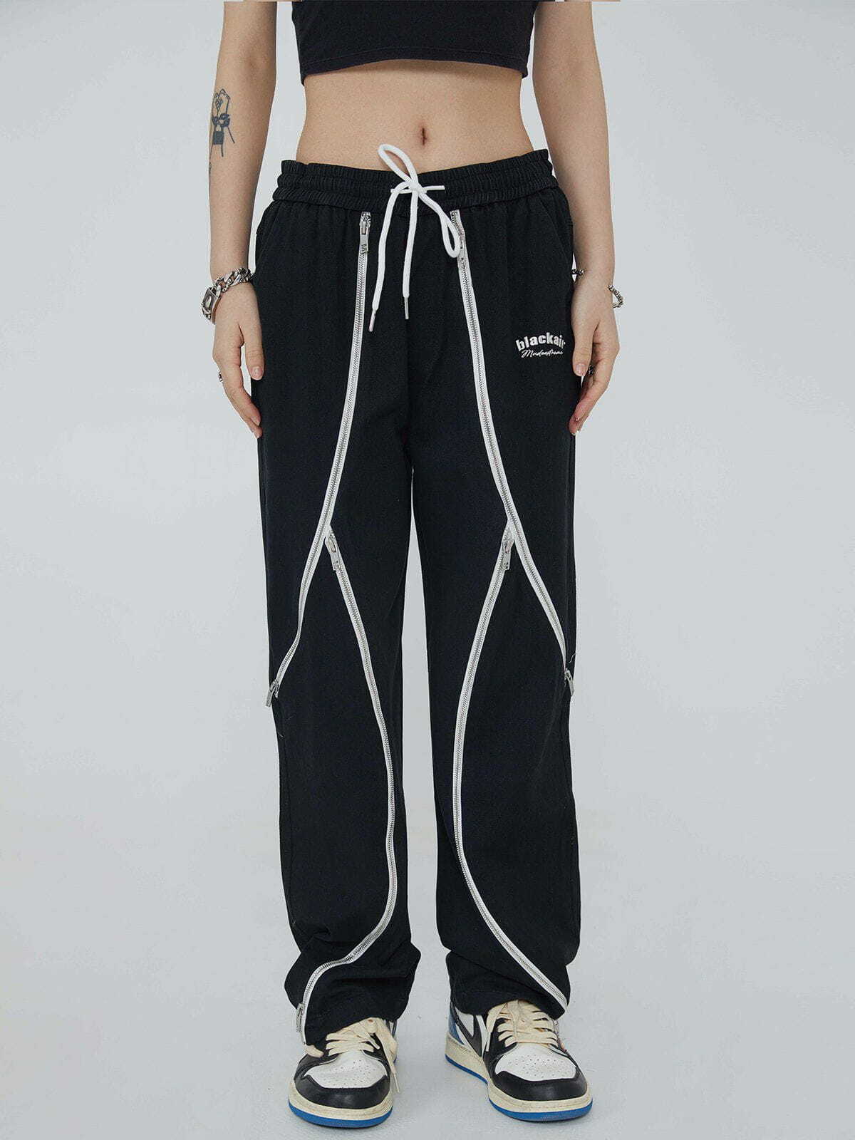 Y2K Grunge Cargo Pants with Zipper Stitching - Trendy 90s Style for Summer Outfits & Aesthetic Looks