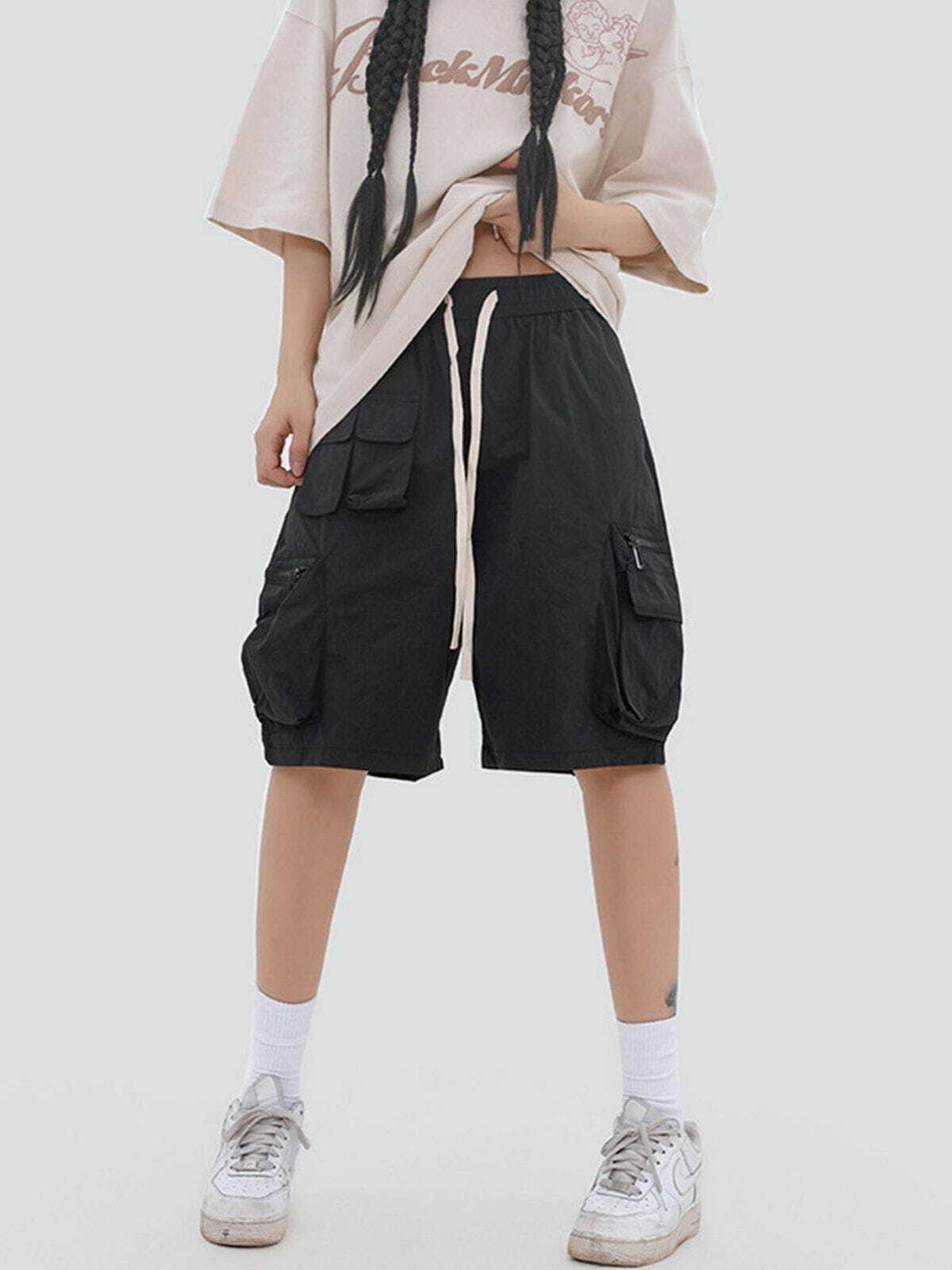 Y2K Multi-Pocket Drawstring Shorts for Summer: Trendy 90s Grunge Aesthetic & Casual Outfits