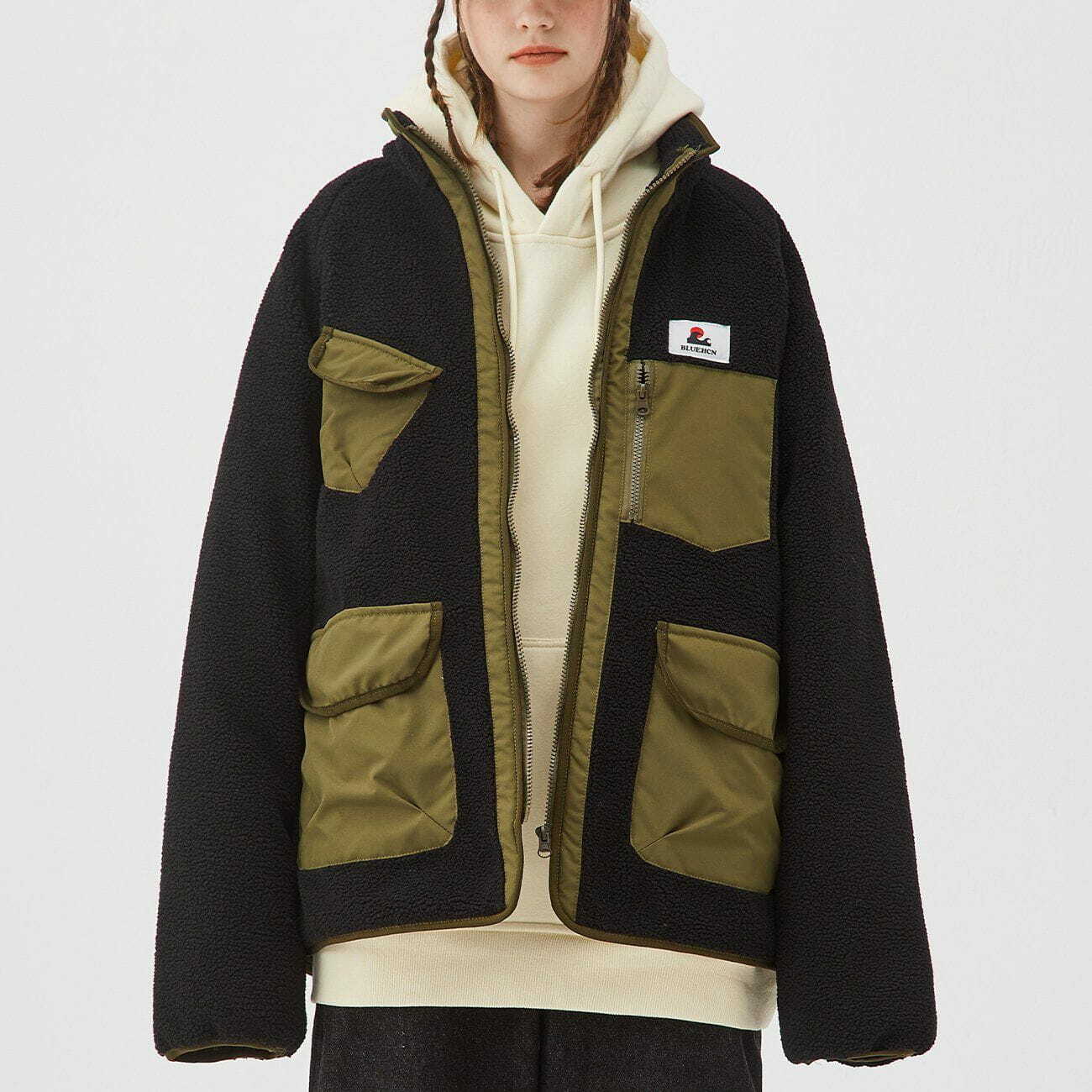 Y2K Multi-Pocket Sherpa Coat: Cozy Grunge Winter Outerwear for 2000s Fashion Lovers