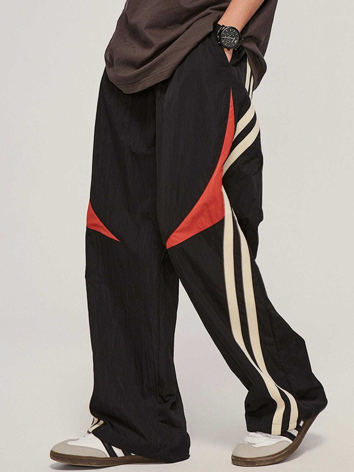 Y2K Vintage Oblique Stripe Sweatpants for Grunge Aesthetic, 90s Style, and Cozy Summer Outfits